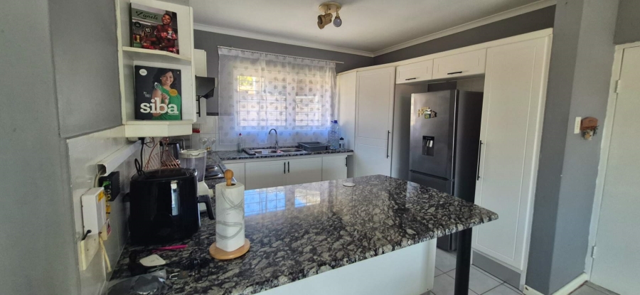 2 Bedroom Property for Sale in Beacon Bay Eastern Cape